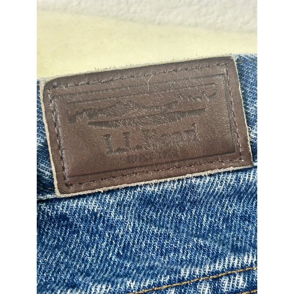LL Bean Mens Classic Fit Denim Jeans Blue Medium Wash Straight Leg 37x29